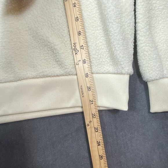Levis Womens Ivory Sherpa Fleece Crewneck Pullover Cropped Sweatshirt Size XS - Picture 10 of 11